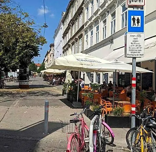 Апартаменти Feine Direkt Am Yppen- Und Brunnenmarkt